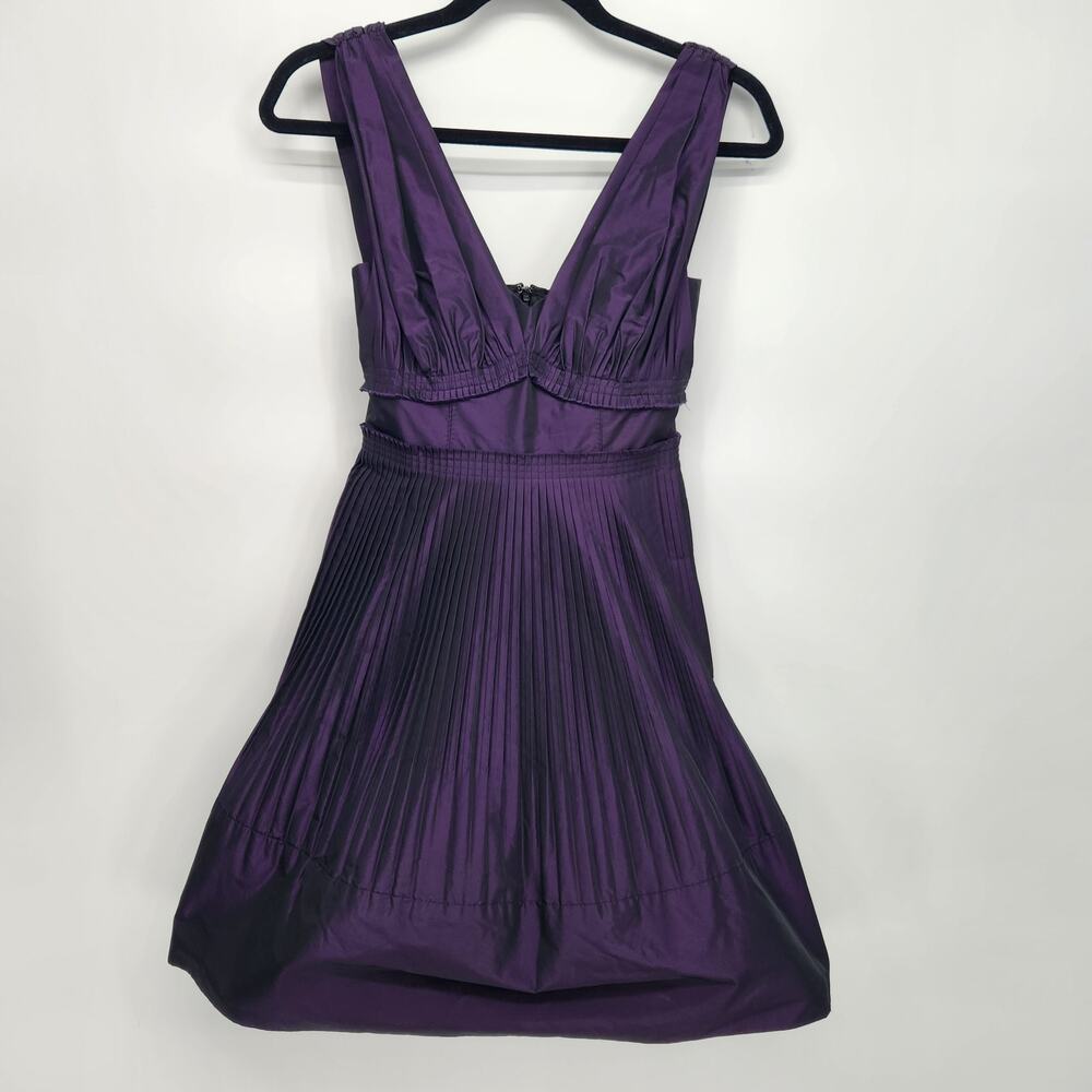 BCBGeneration Purple Iridescent Pleated Bubble Hem Cocktail Dress Size 0